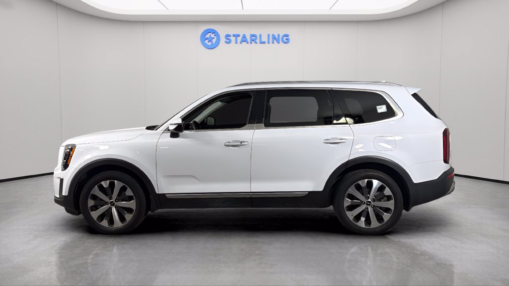 Used 2022 Kia Telluride S FWD image 3
