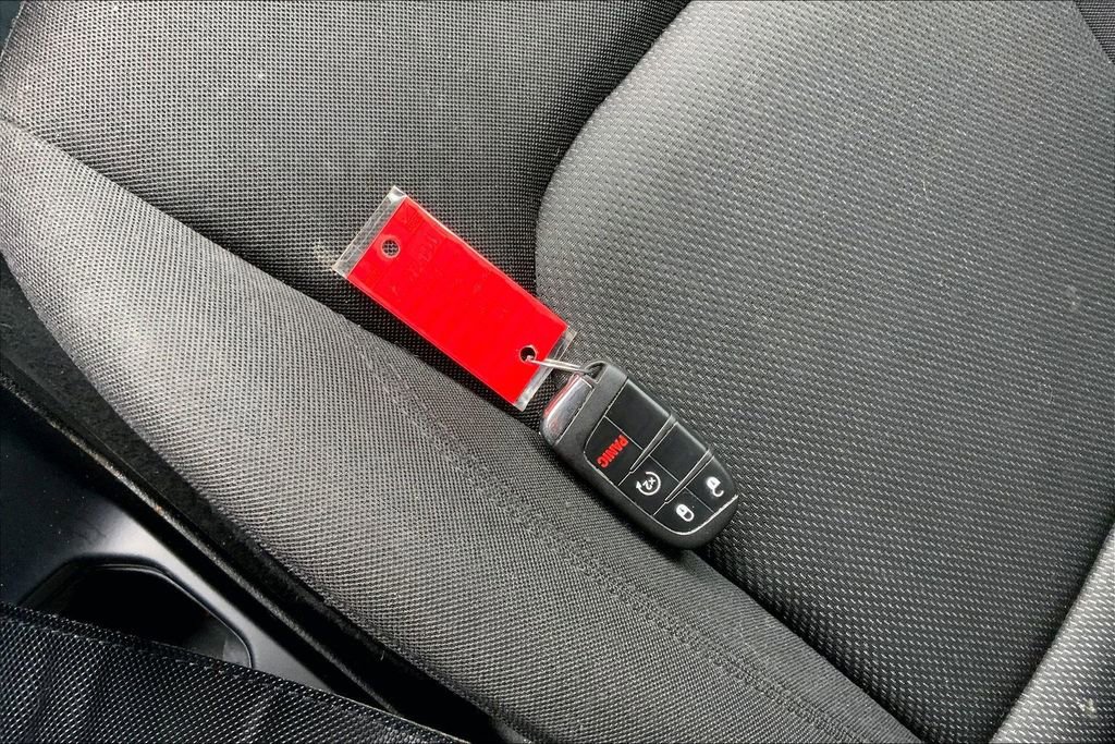 Used 2023 Jeep Renegade Trailhawk image 26