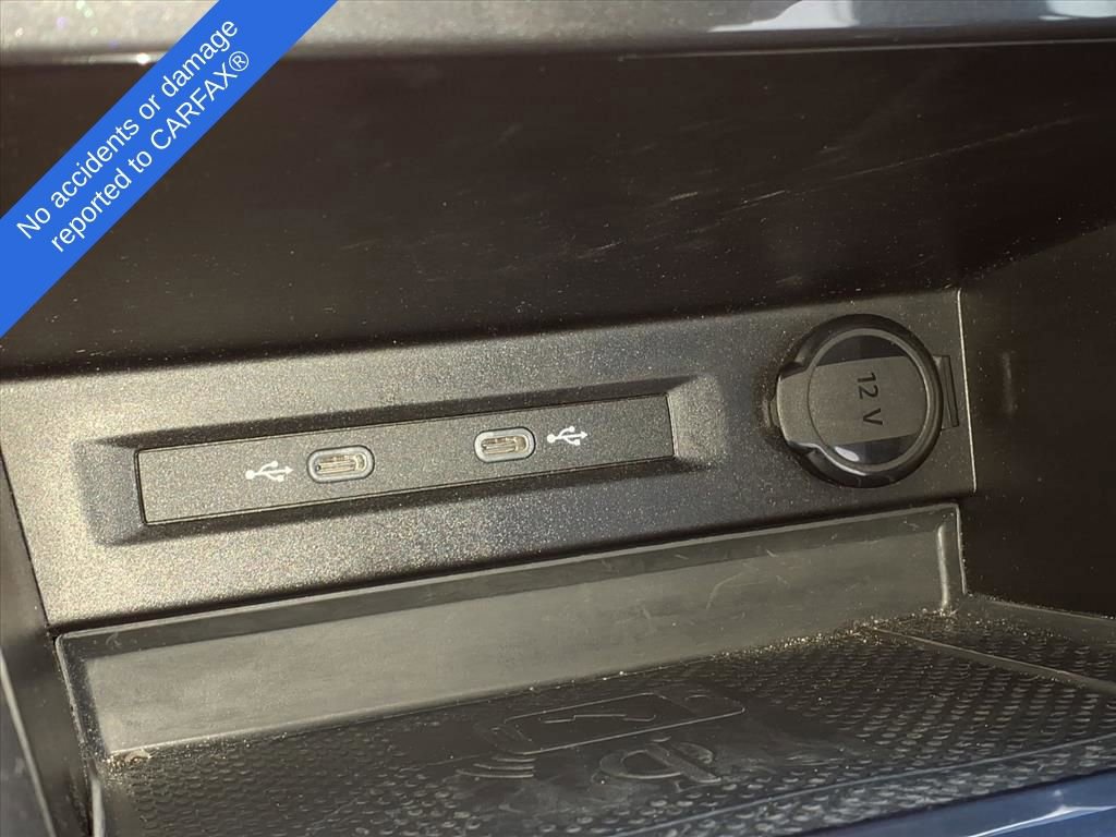 Used 2022 Volkswagen Tiguan SE image 29