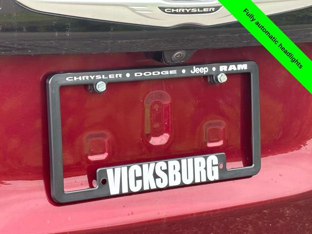 Used 2023 Chrysler Voyager LX FWD image 39