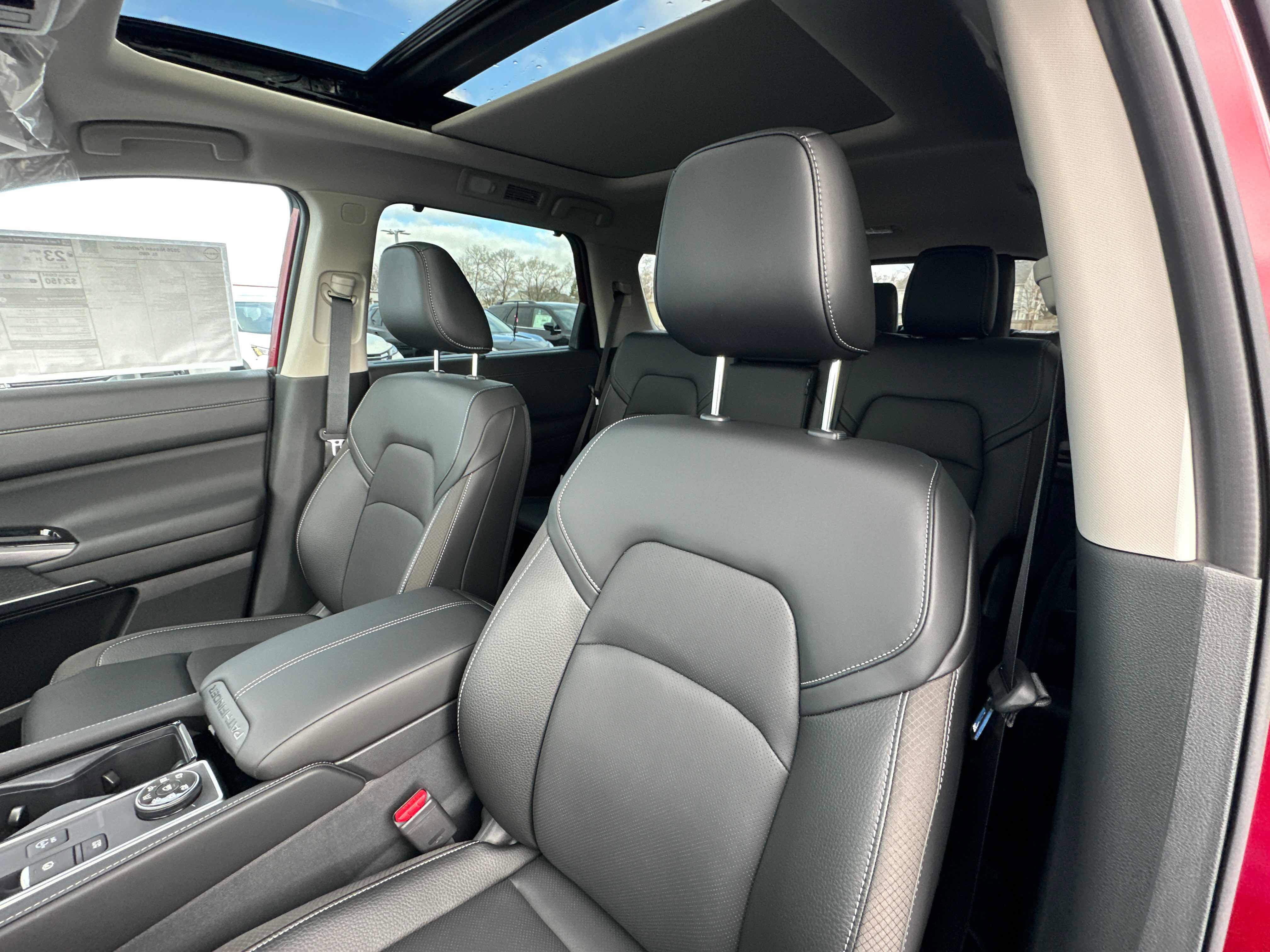 New 2026 Nissan Pathfinder SL AWD/4WD image 26