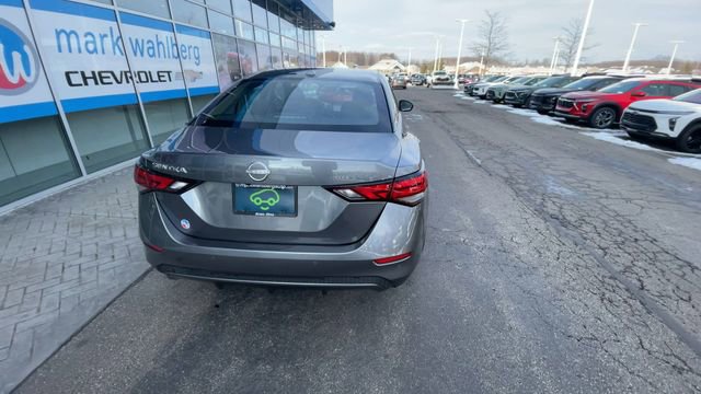 Used 2025 Nissan Sentra SV w/ Trunk Package image 7
