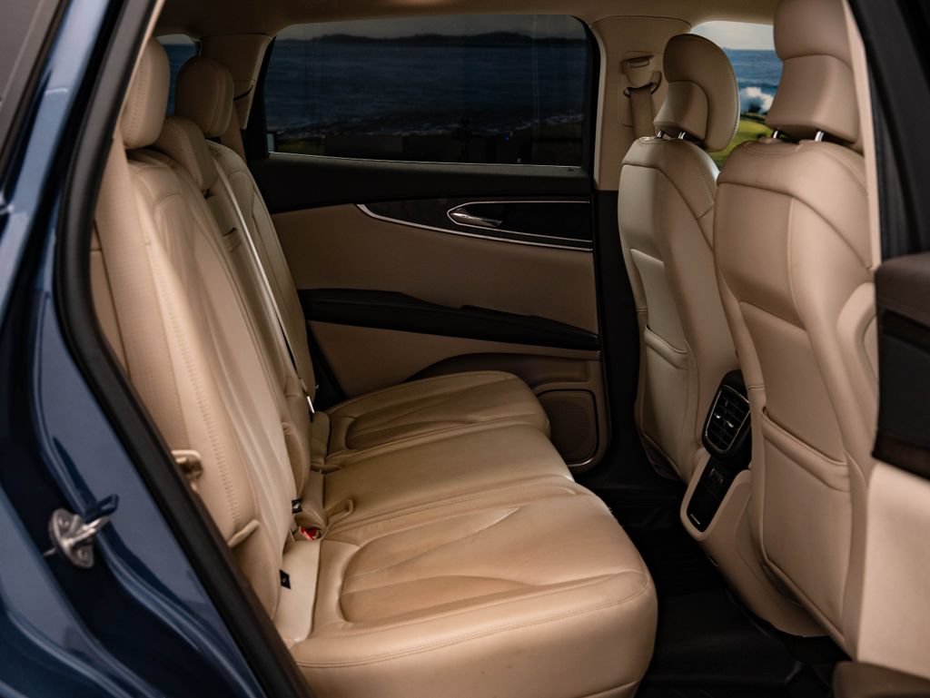 Used 2019 Lincoln Nautilus Select FWD image 44