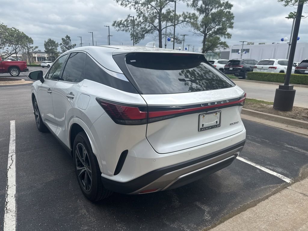 Used 2025 Lexus RX 350 FWD w/ Technology Package image 4