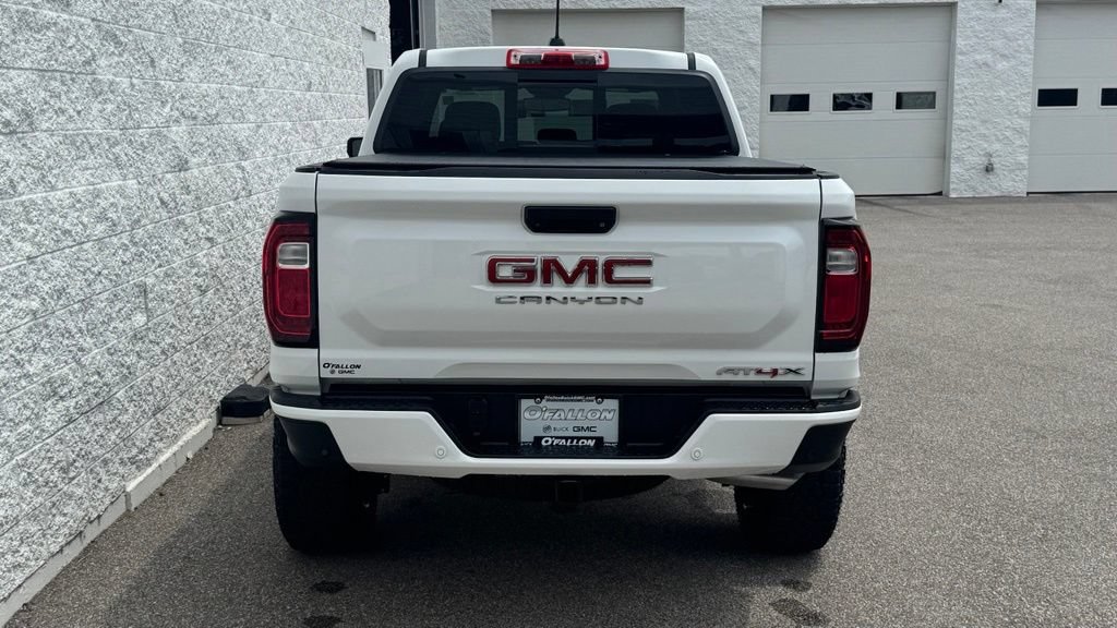Used 2024 GMC Canyon AT4X AWD/4WD image 4