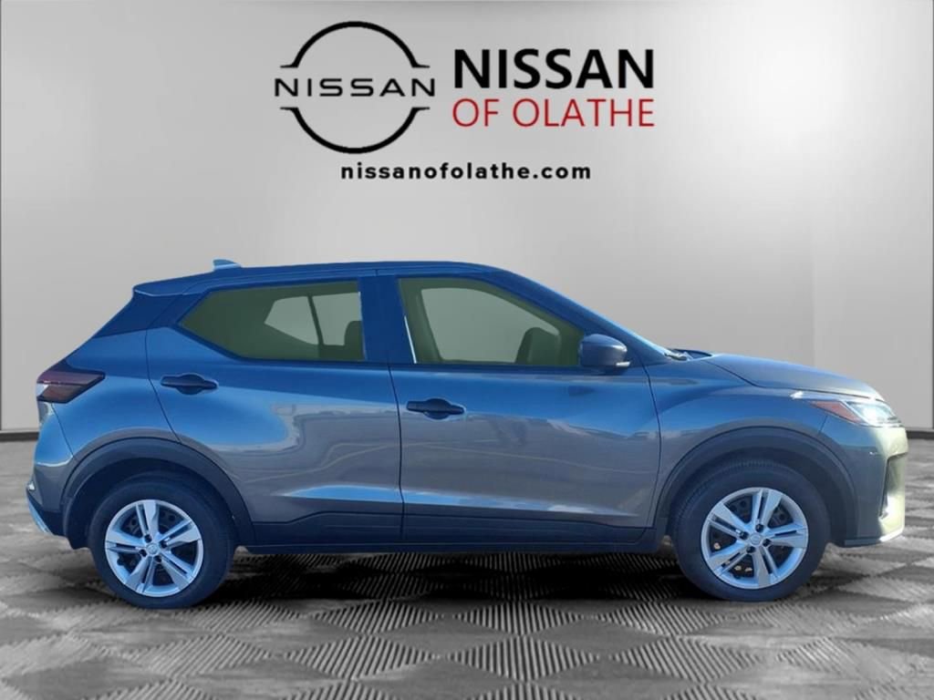Used 2025 Nissan Kicks Play S image 28