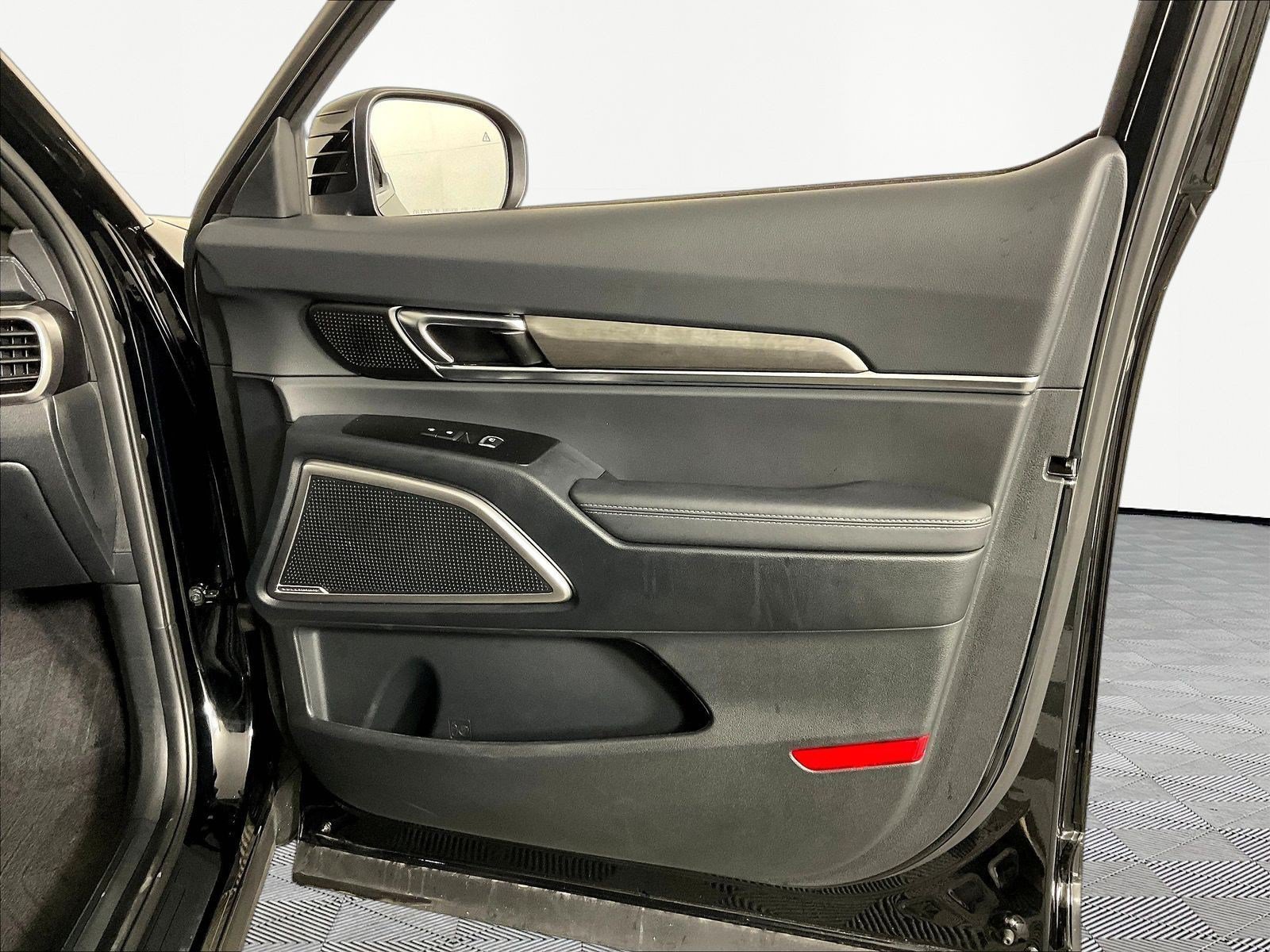 Used 2025 Kia Telluride EX X-Line AWD/4WD image 27
