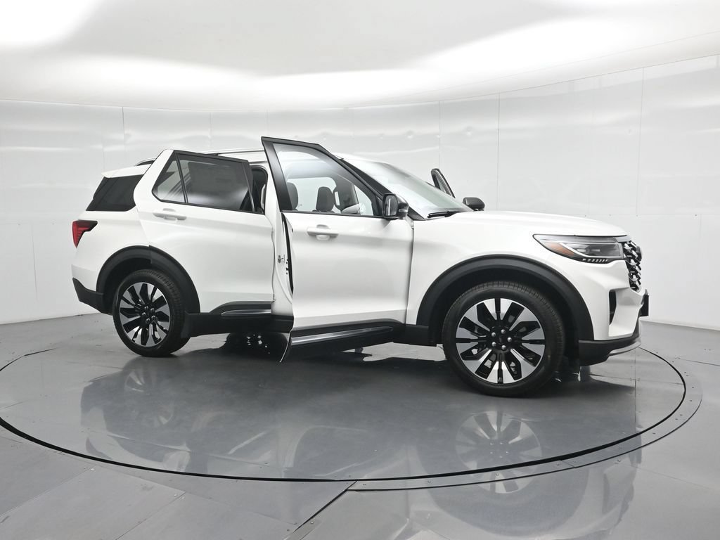 New 2026 Ford Explorer Platinum w/ LUX Leather Package AWD/4WD image 30