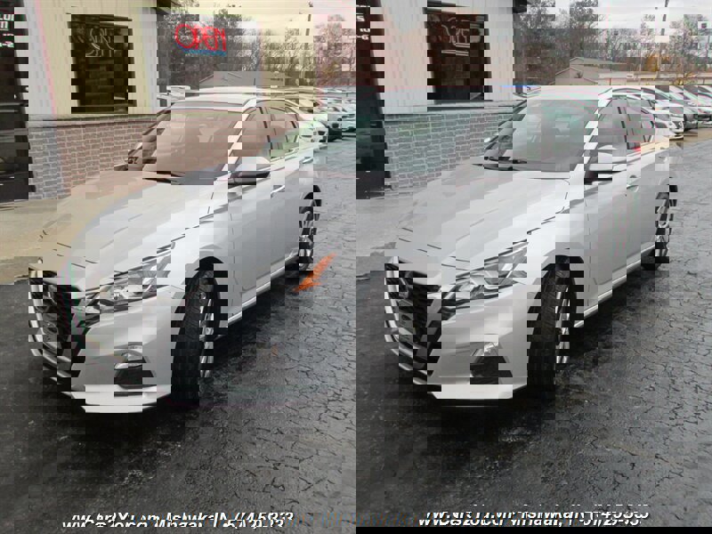 Used 2019 Nissan Altima 2.5 S image 3