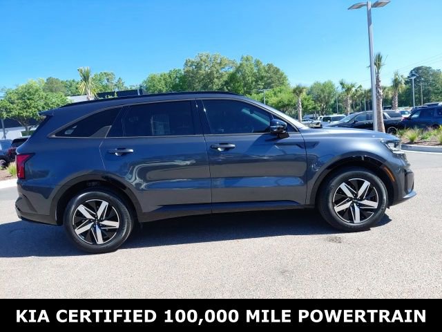 Certified 2023 Kia Sorento S image 4