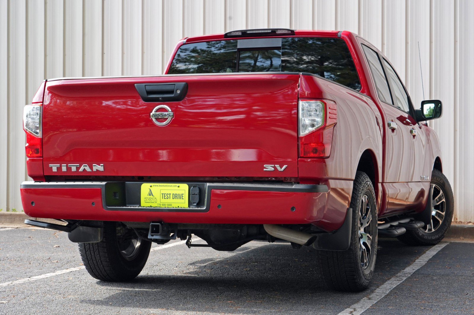 Used 2021 Nissan Titan SV w/ SV Convenience Package RWD image 4