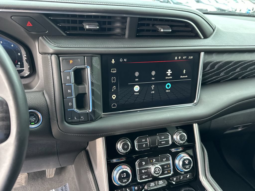 Used 2023 GMC Yukon Denali RWD image 28