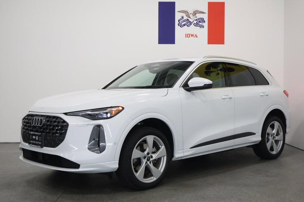 Used 2025 Audi Q5 Premium w/ Premium Plus AWD/4WD image 8