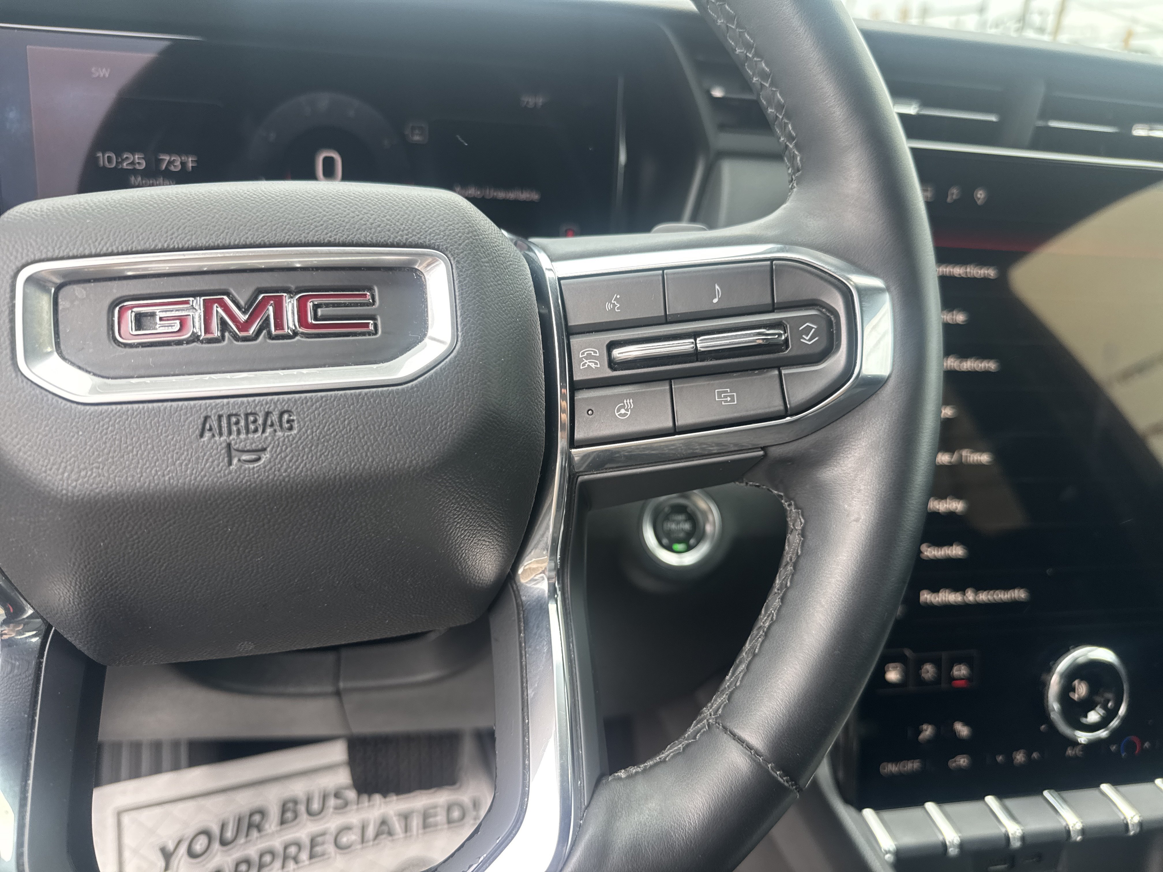 Used 2025 GMC Terrain Elevation w/ Black Edition AWD/4WD image 19