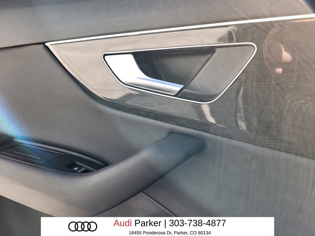 Used 2025 Audi Q7 3.0T Premium w/ Convenience Package AWD/4WD image 10