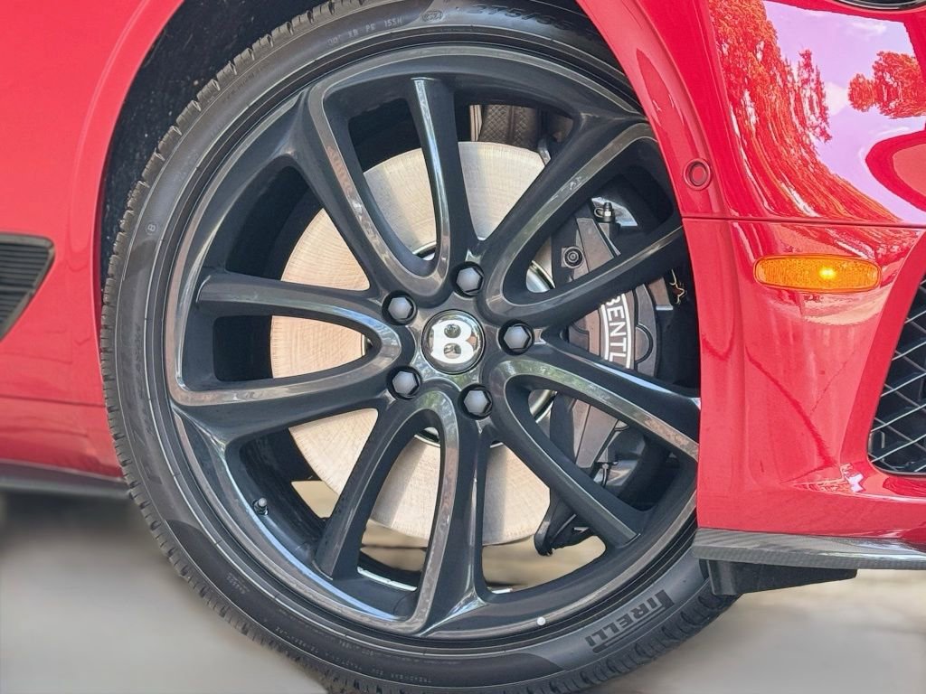 Used 2024 Bentley Continental GT V8 image 8
