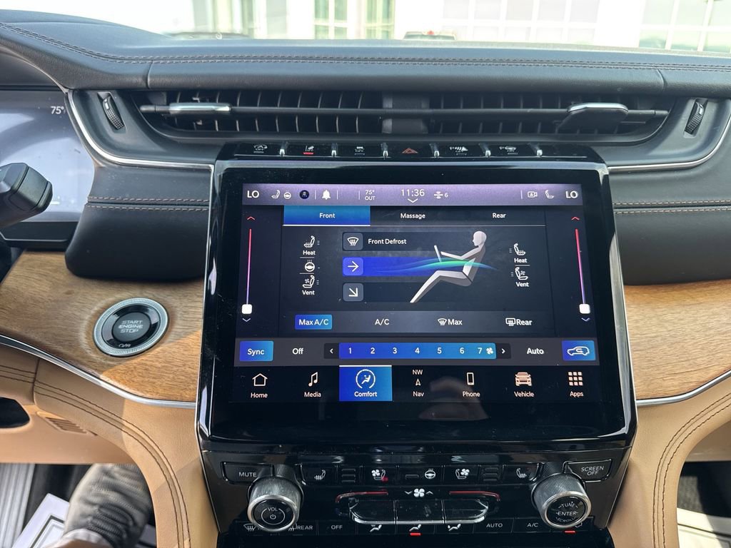 Used 2021 Jeep Grand Cherokee L Summit AWD/4WD image 19