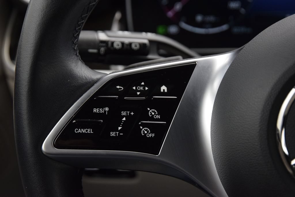 Certified 2023 Mercedes-Benz GLC 300 image 23