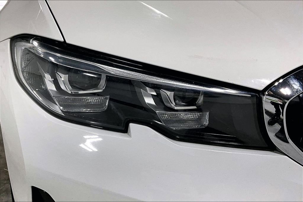 Used 2020 BMW 330i xDrive Sedan AWD/4WD image 36