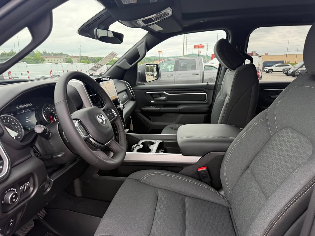 New 2026 RAM 1500 Big Horn AWD/4WD image 4