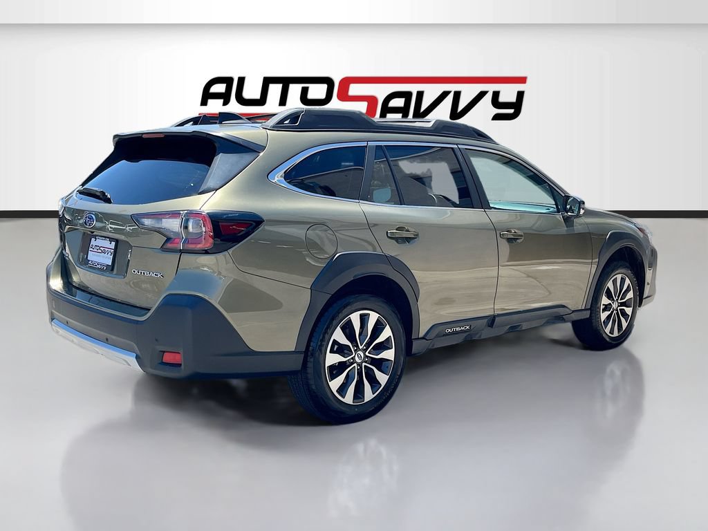 Used 2025 Subaru Outback Limited AWD/4WD image 7