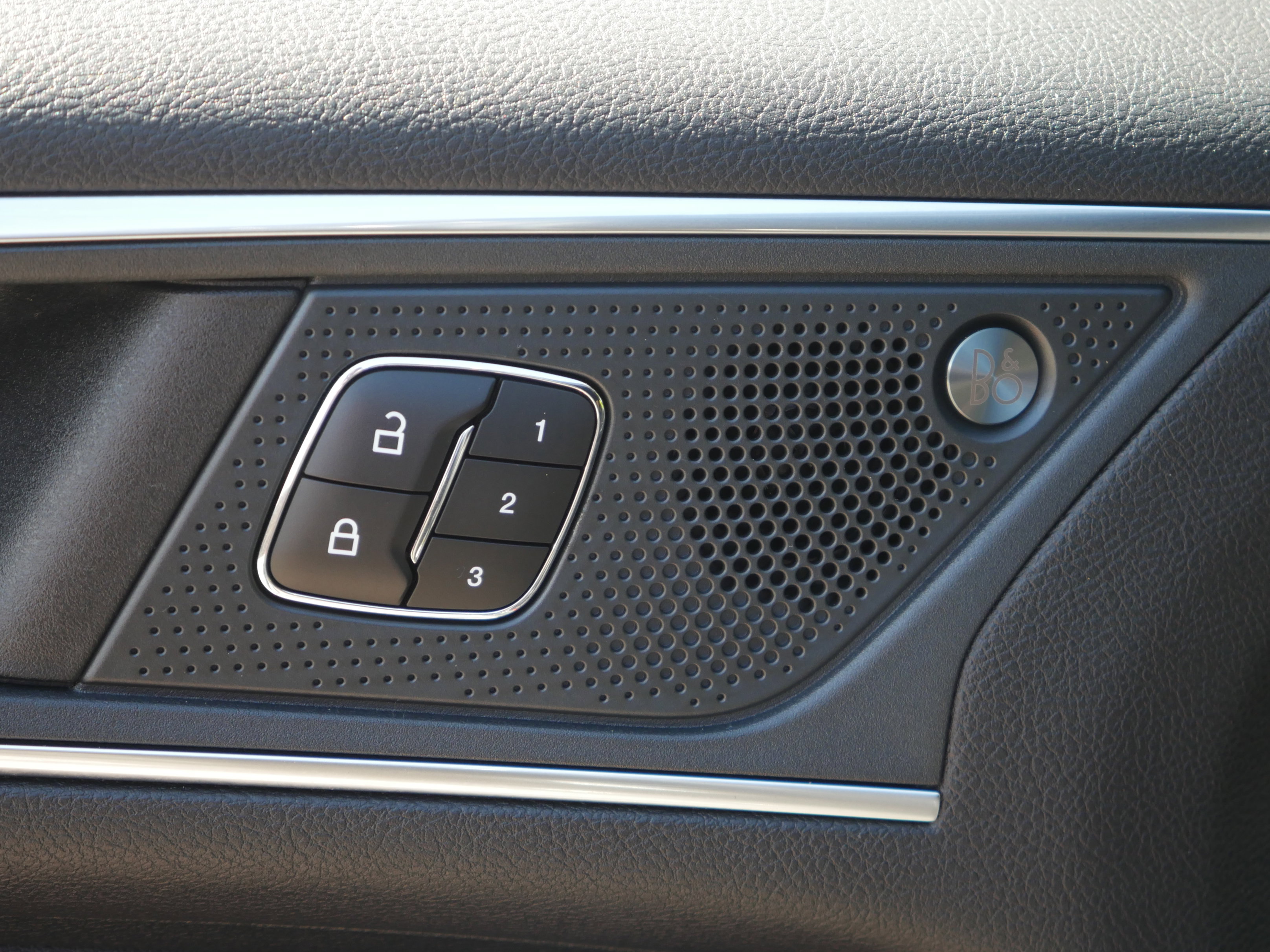 Used 2023 Ford Edge ST AWD/4WD image 39