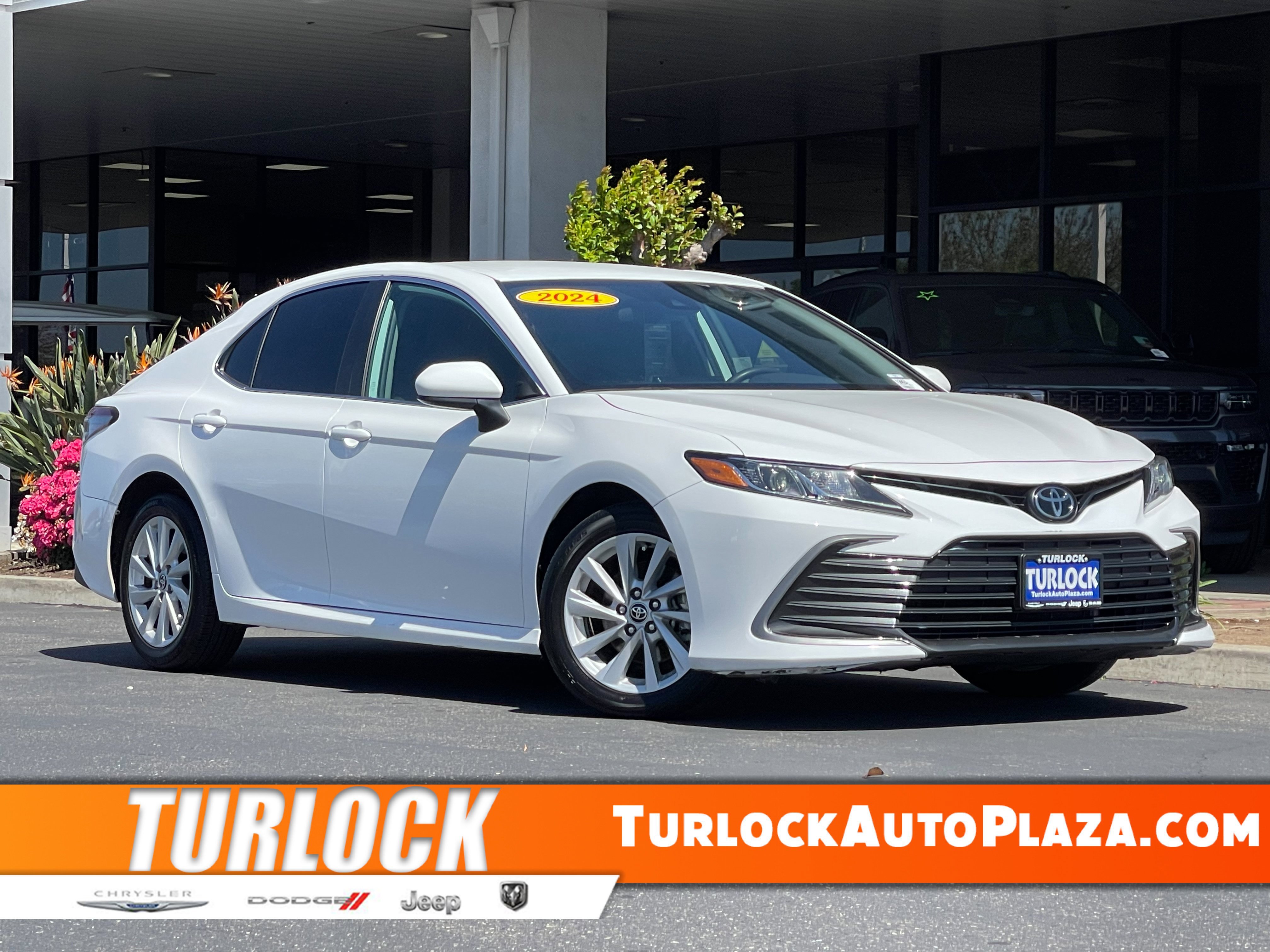 Used 2024 Toyota Camry LE FWD video 1