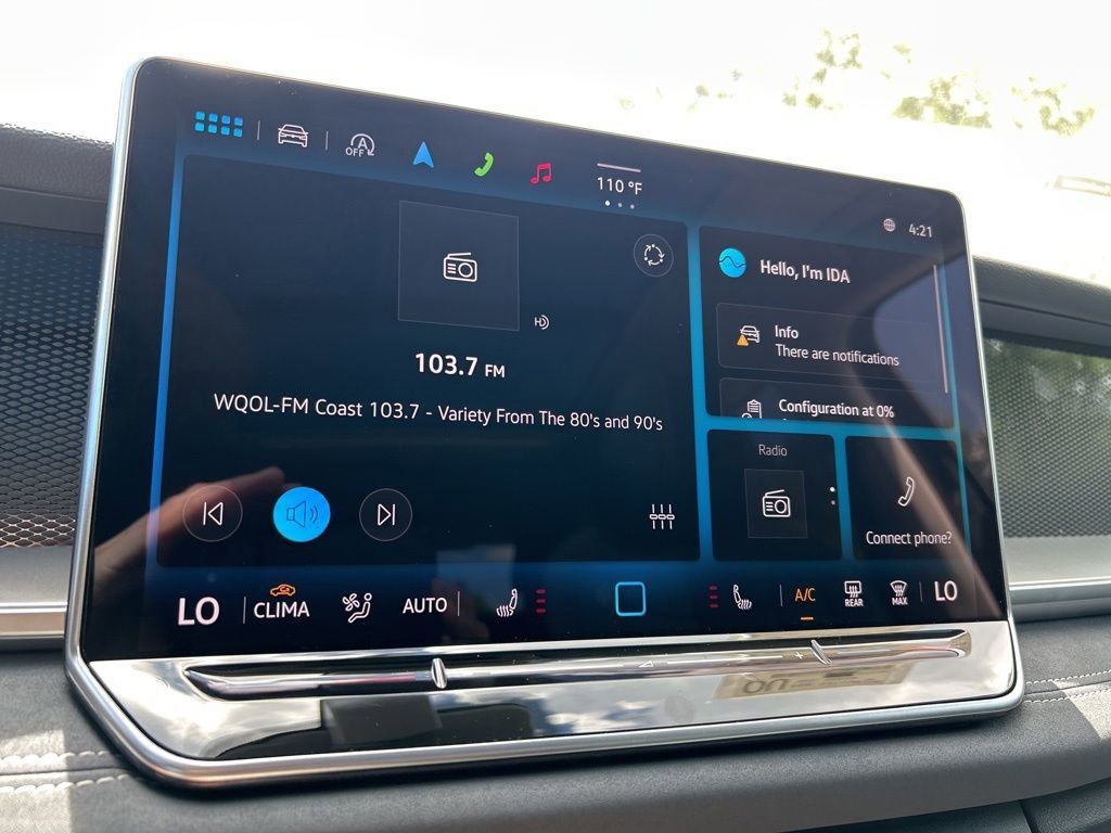 New 2025 Volkswagen Tiguan SE image 27