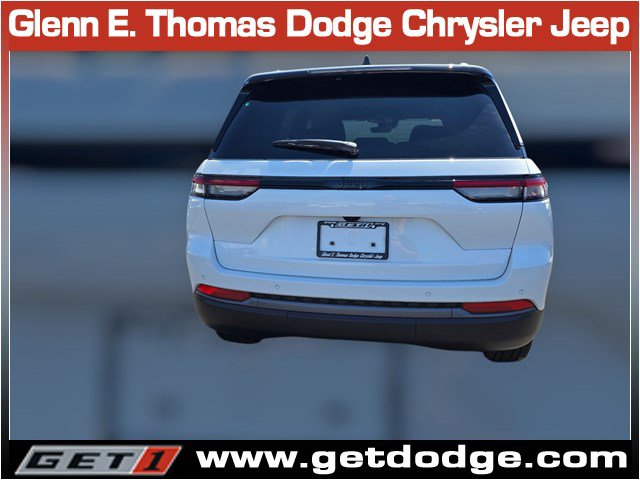 New 2026 Jeep Grand Cherokee Limited RWD image 5