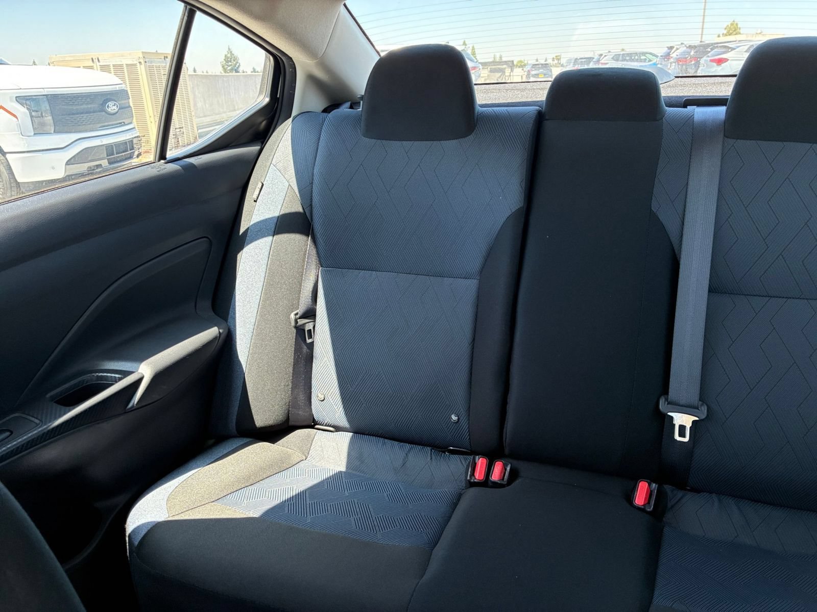 Used 2025 Nissan Versa SV FWD image 36