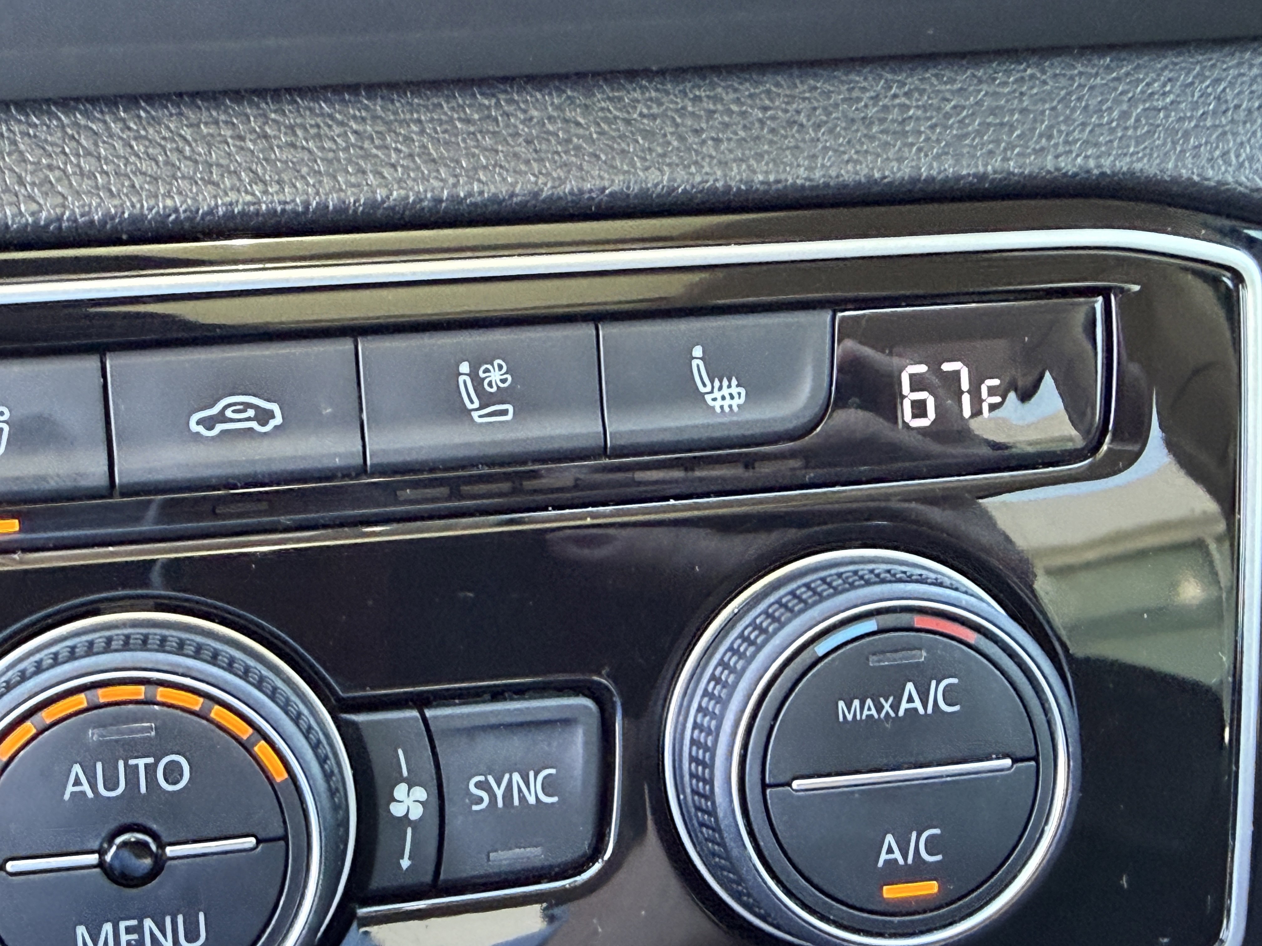 Used 2021 Volkswagen Atlas SEL Premium image 22