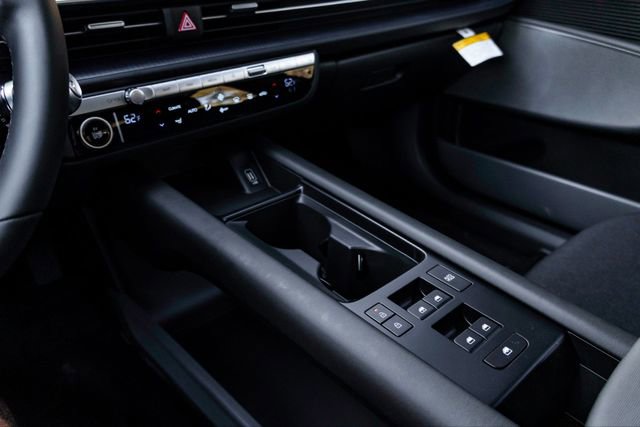 New 2025 Hyundai Ioniq 6 SE RWD image 16