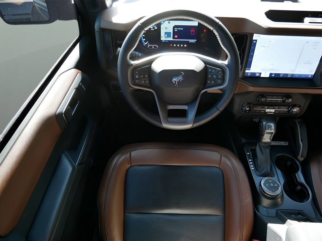 Used 2024 Ford Bronco Outer Banks image 13