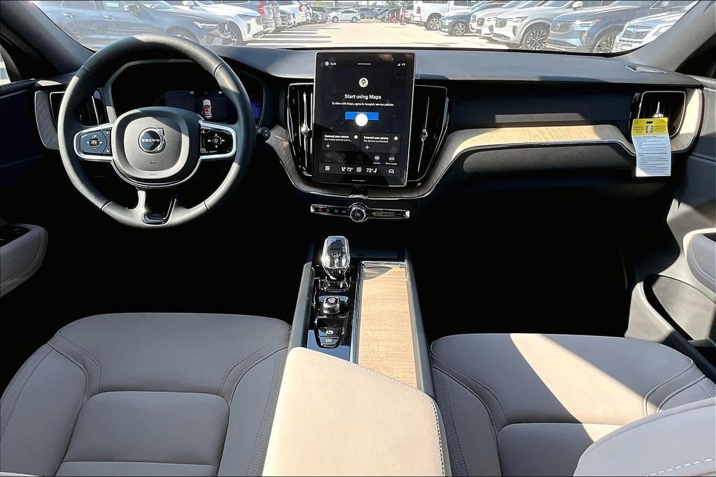 New 2026 Volvo XC60 B5 Plus w/ Protection Package Premier image 9