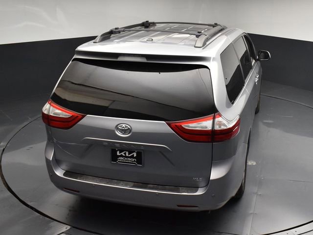 Used 2017 Toyota Sienna XLE w/ XLE Navigation Package image 47