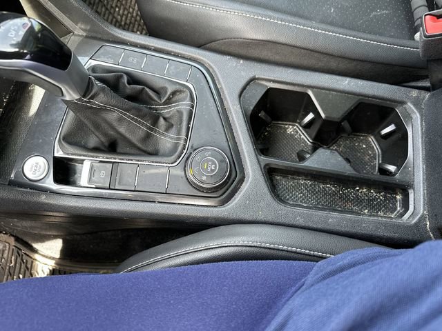 Used 2022 Volkswagen Tiguan SE w/ Panoramic Sunroof Package AWD/4WD image 22