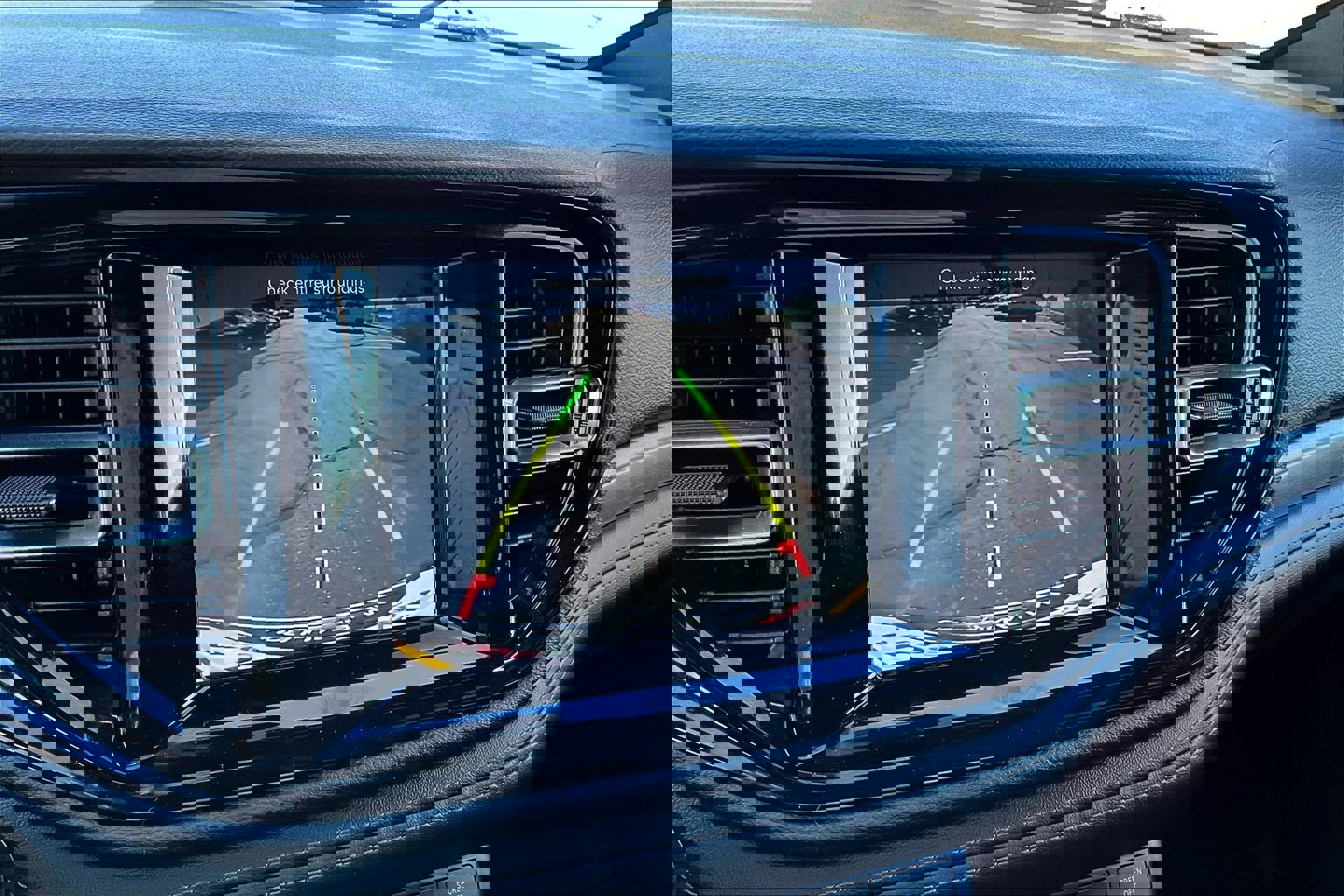 Used 2023 Dodge Durango SXT image 14