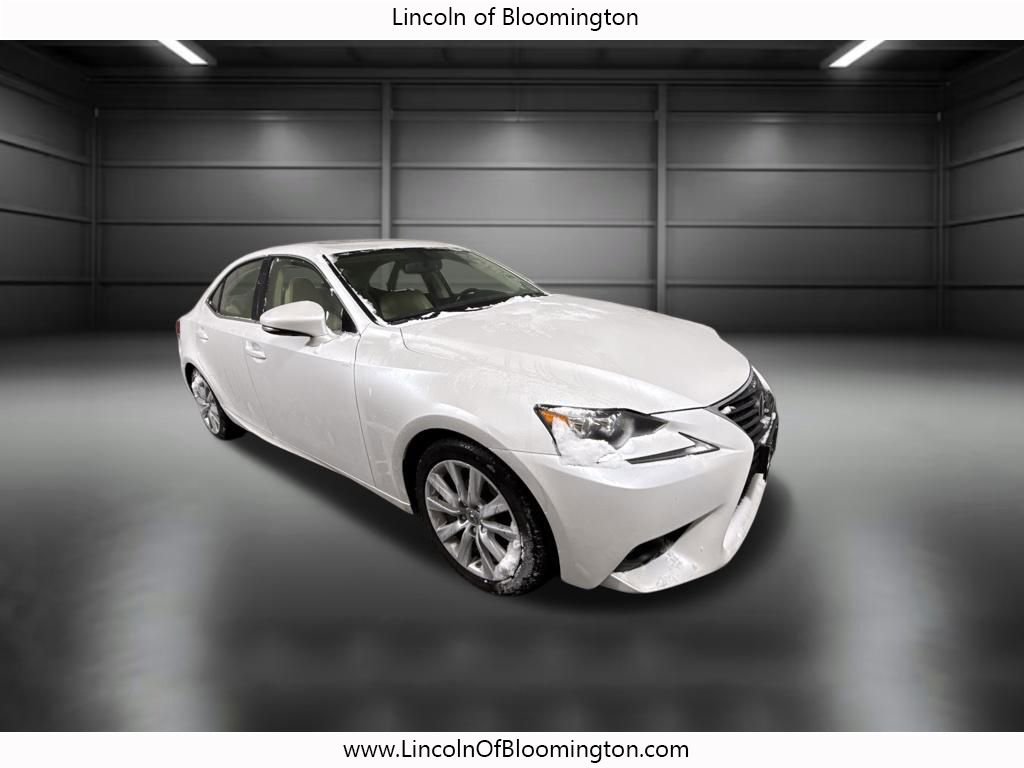 Used 2016 Lexus IS 300 AWD image 9