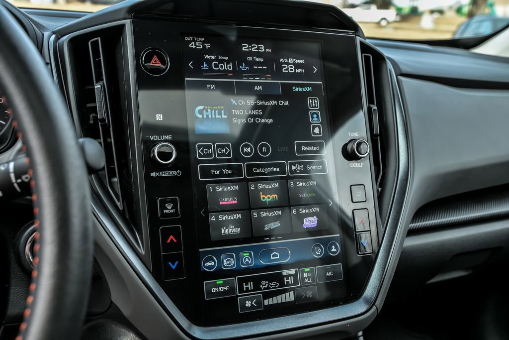 Used 2024 Subaru Crosstrek 2.5i Limited w/ Crosstrek Mirror Package AWD/4WD image 23