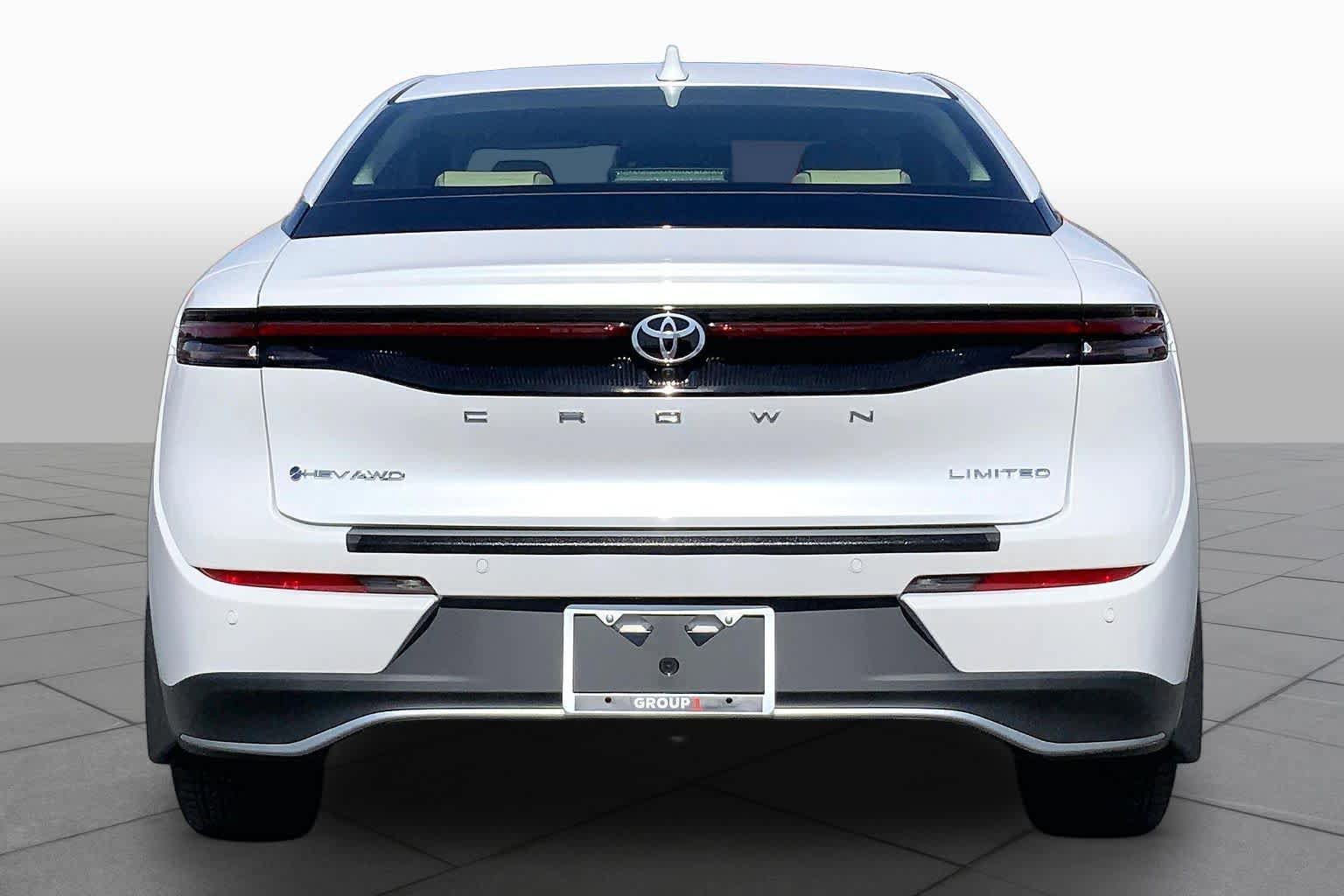 New 2026 Toyota Crown AWD/4WD image 4