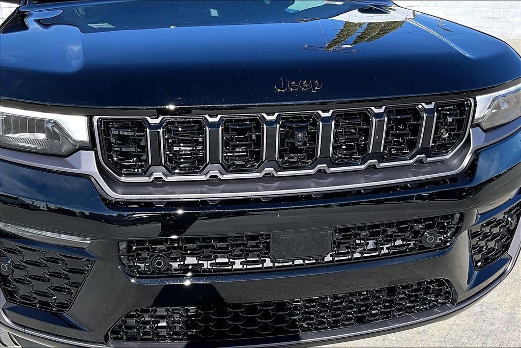 New 2026 Jeep Grand Cherokee L Summit w/ Obsidian Package AWD/4WD image 30