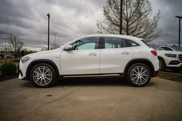 Certified 2022 Mercedes-Benz GLA 35 AMG 4MATIC image 9