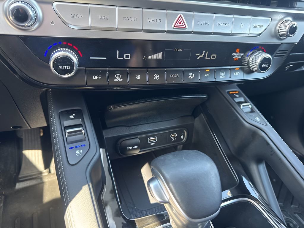 Used 2023 Kia Telluride EX FWD image 19