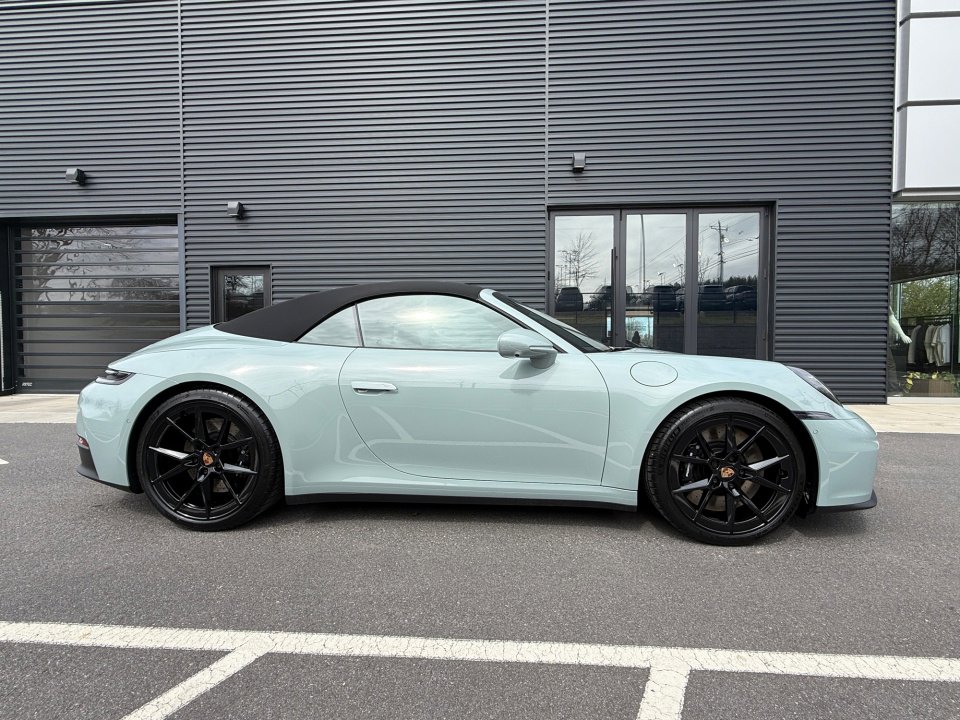 New 2026 Porsche 911 Carrera S image 8