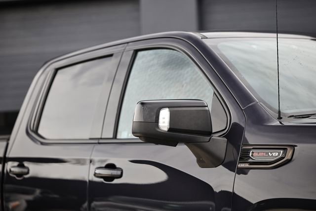 Used 2023 GMC Sierra 1500 AT4X AWD/4WD image 3