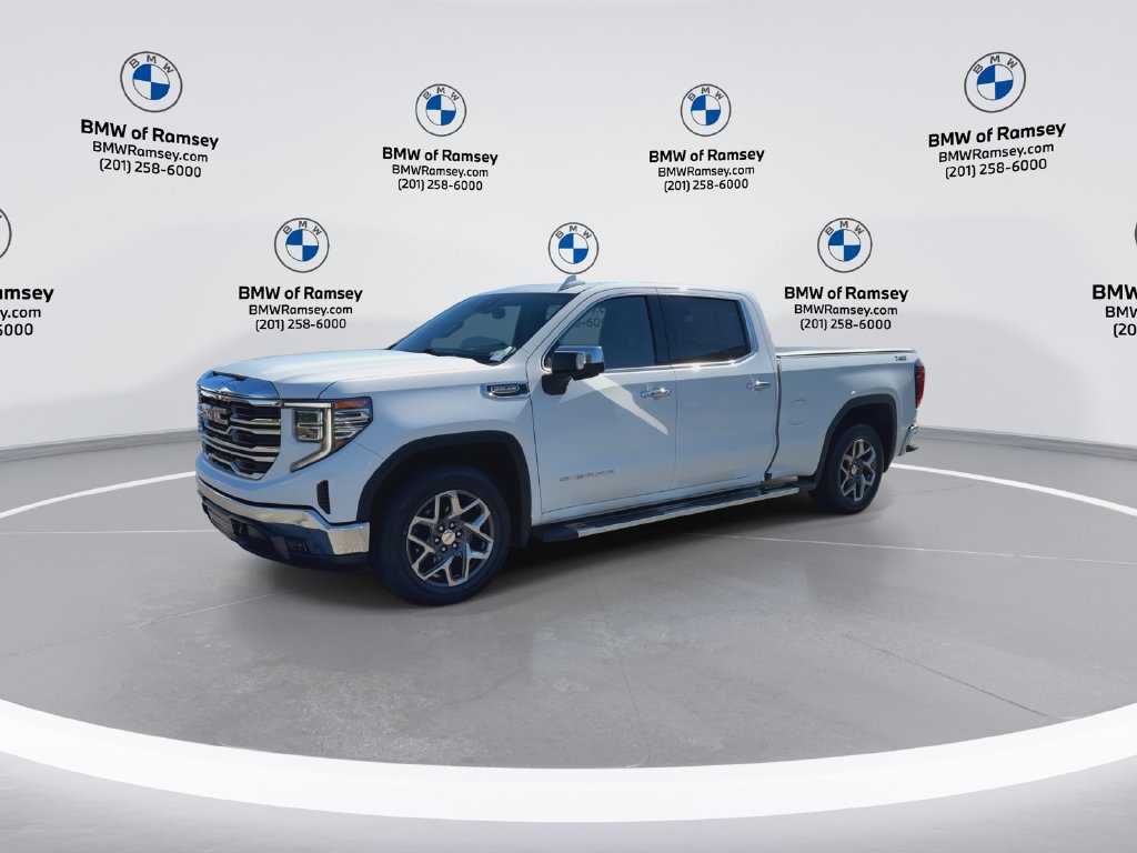 Used 2023 GMC Sierra 1500 SLT w/ SLT Premium Package AWD/4WD image 4