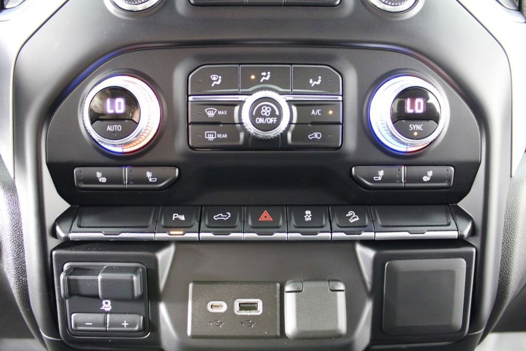 Used 2023 GMC Sierra 3500 SLE w/ SLE Convenience Package image 23