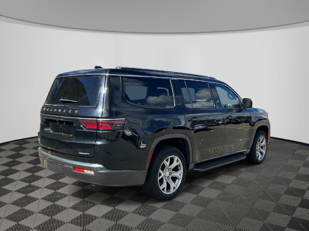 Used 2022 Jeep Wagoneer Series II AWD/4WD image 5