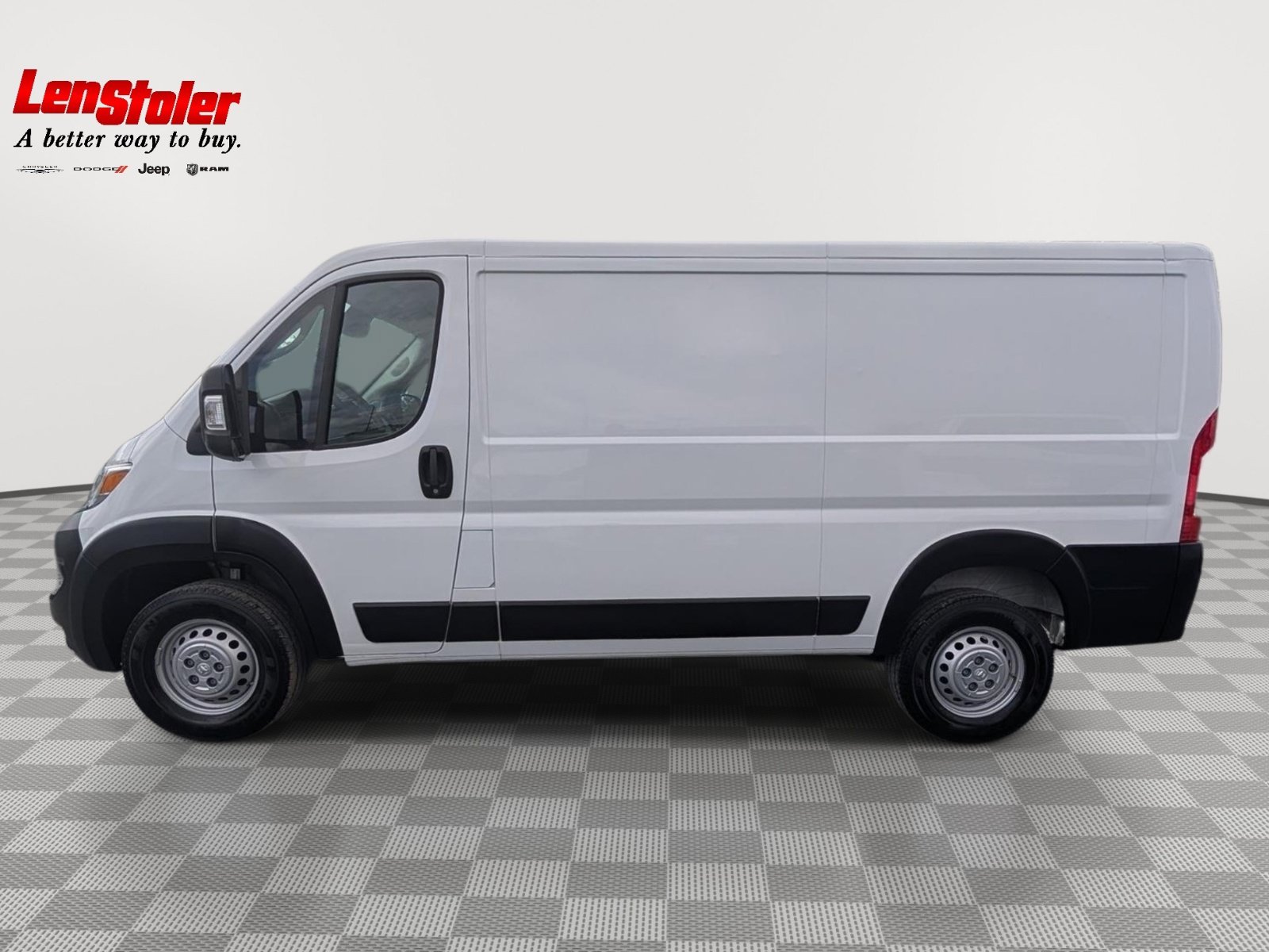 Used 2025 RAM ProMaster 2500 w/ Convenience Group FWD image 2