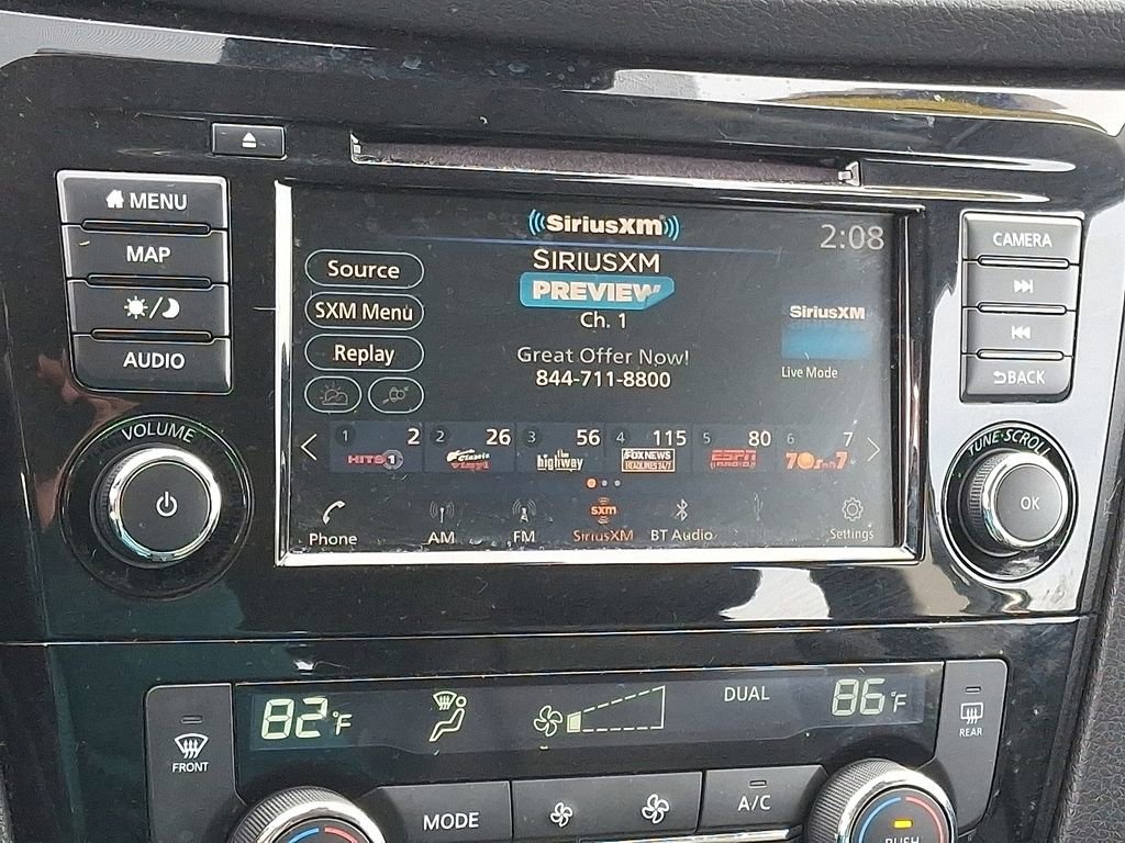 Used 2022 Nissan Rogue Sport SL w/ Premium Package image 18